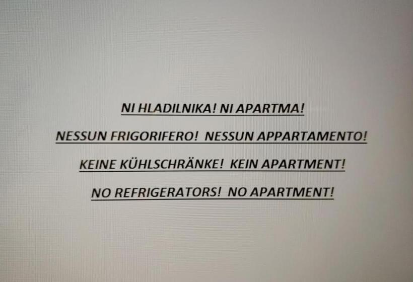 اتاق استاندارد با بالکن و چشم‌انداز دریا, Villa Senegačnik
