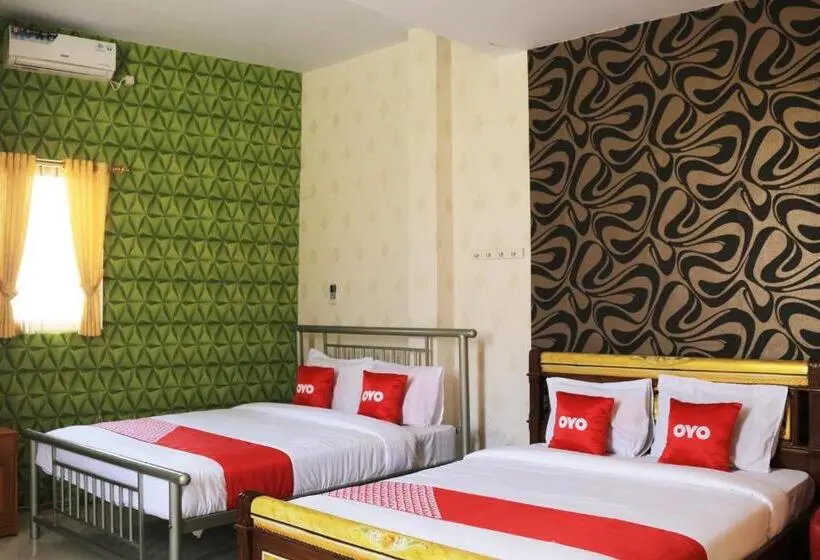 Habitació Familiar Deluxe, Oyo 1722 Villa Ciparay Indah