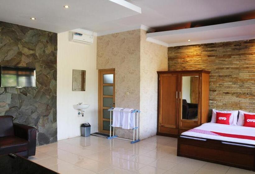 Люкс Повышенной Комфортности, Oyo 1722 Villa Ciparay Indah
