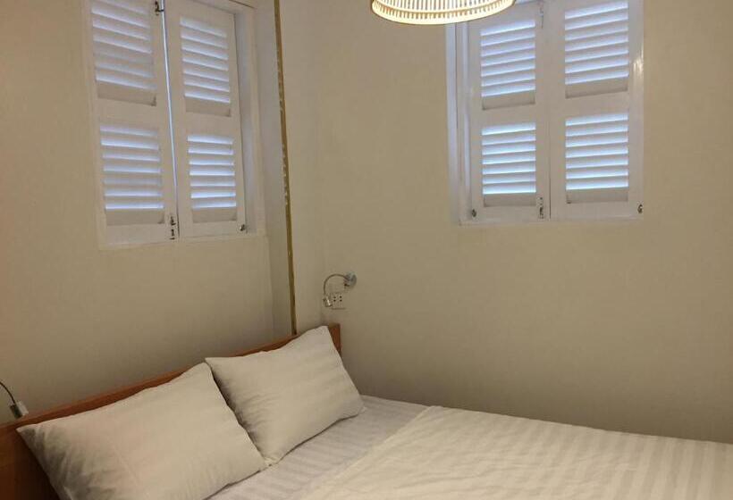 اتاق لوکس, An Nam Corner  Dreamer