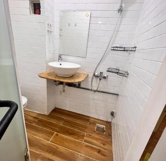 استودیوی استاندارد, An Nam Corner  Dreamer