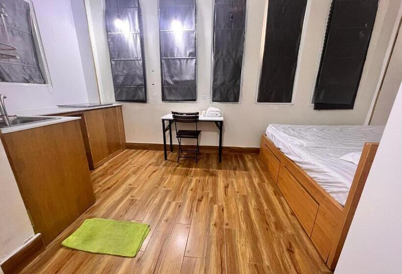 استودیوی استاندارد, An Nam Corner  Dreamer