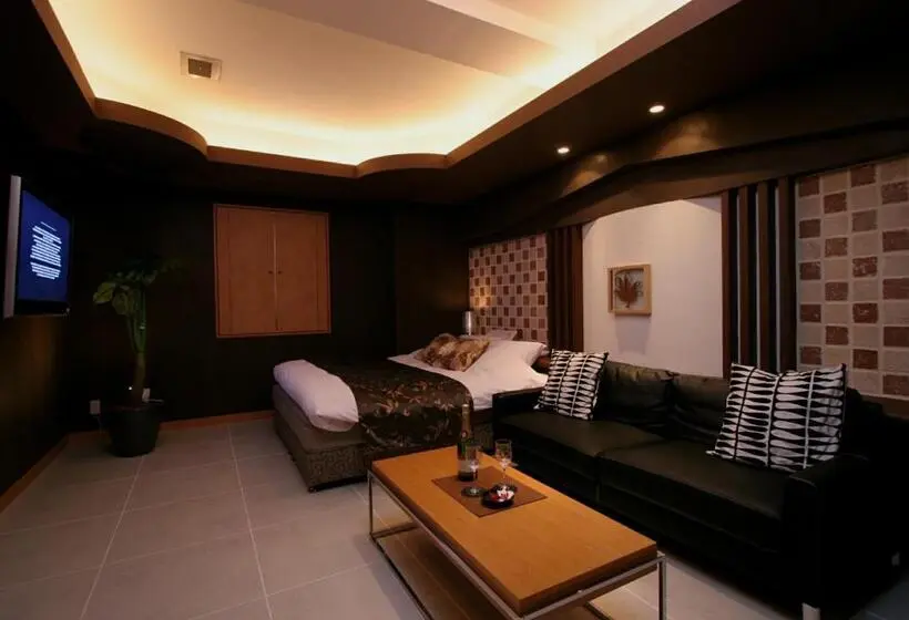 デラックスルーム, Banjar