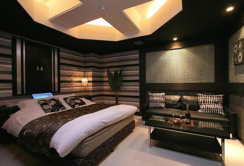 Номер Deluxe, Banjar