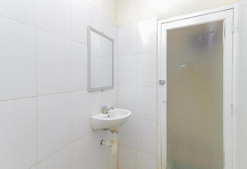 غرفة إقتصادية, Reddoorz At Cbr Residence Blimbing