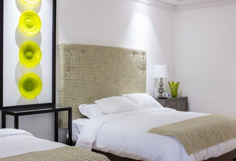 סוויטת ג'וניור, Boutique Villa Toscana