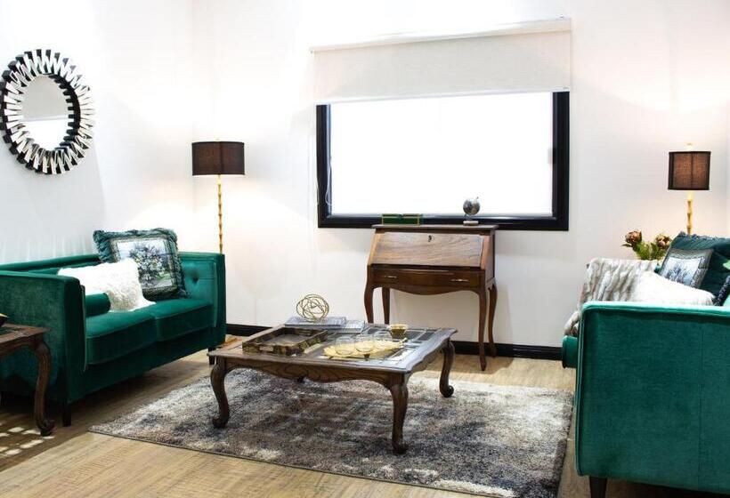 חדר דלוקס עם מיטת קינג, Boutique Villa Toscana