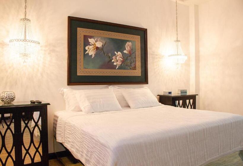 חדר דלוקס עם מיטת קינג, Boutique Villa Toscana