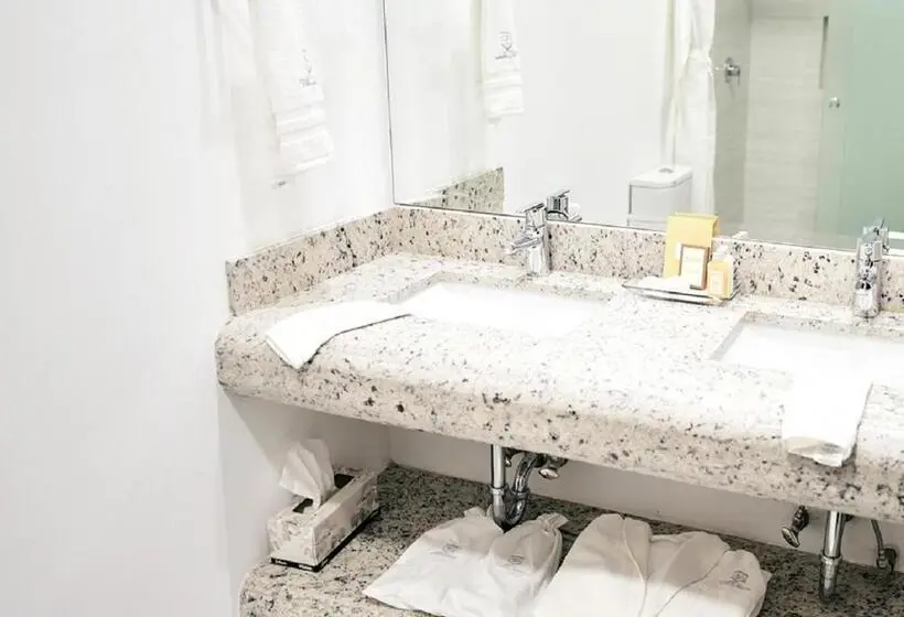 سوییت جونیور, Boutique Villa Toscana