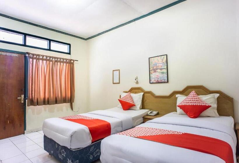 اتاق استاندارد, Oyo 1636 Wisma Kuta Karang