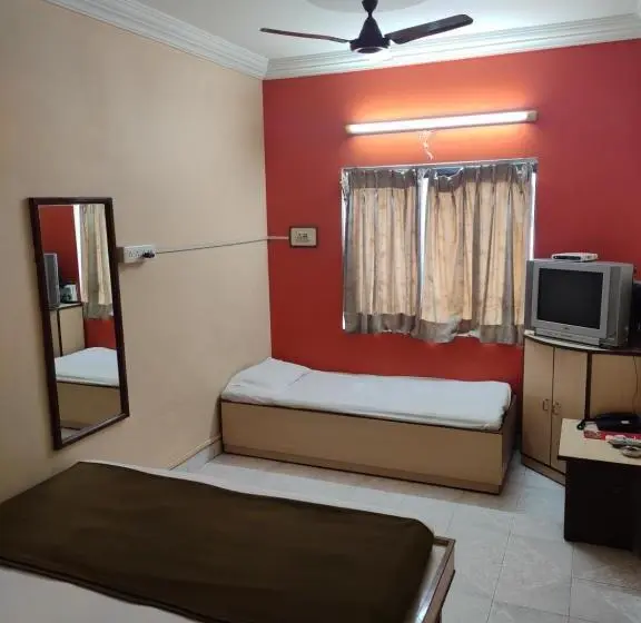 اتاق راحتی سه تخته, Tirupati