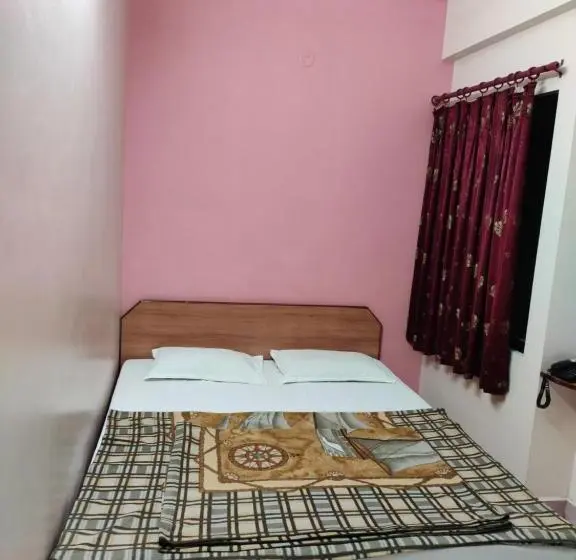 اتاق لوکس, Tirupati