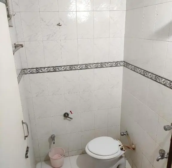 اتاق لوکس سه تخته, Tirupati