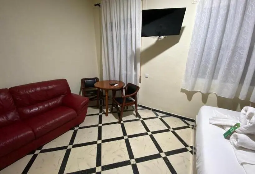 اتاق اکونومی, Hostal Avenida Andalucia   Solo Adultos