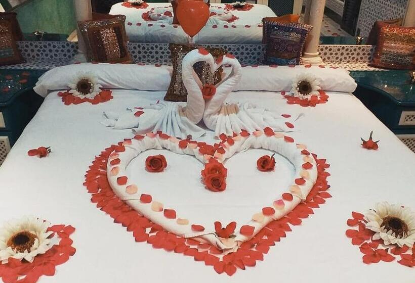 اتاق استاندارد با تخت بزرگ, Hostal Avenida Andalucia Solo Adultos