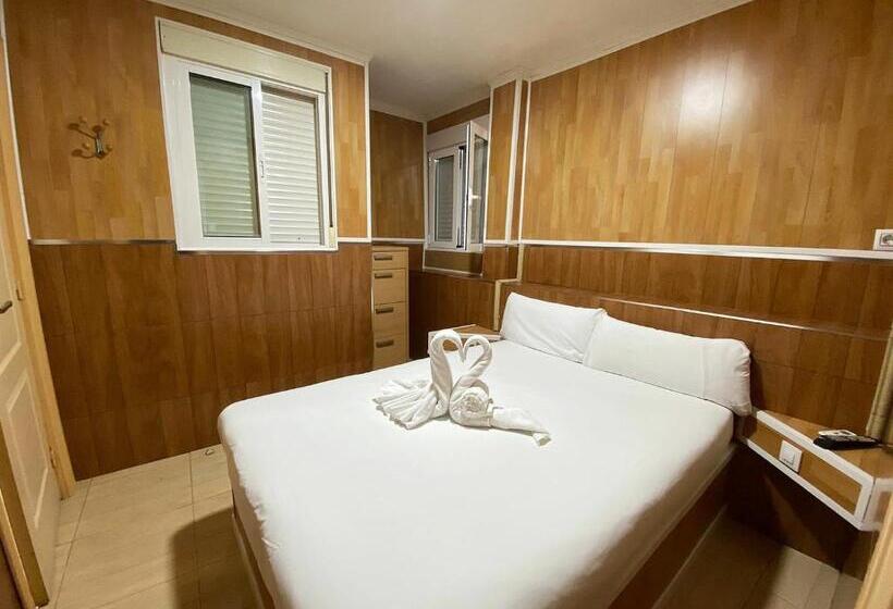 اتاق استاندارد یک نفره, Hostal Avenida Andalucia   Solo Adultos