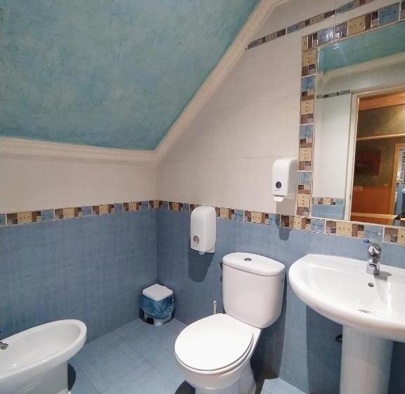 اتاق لوکس, Hostal Avenida Andalucia Solo Adultos