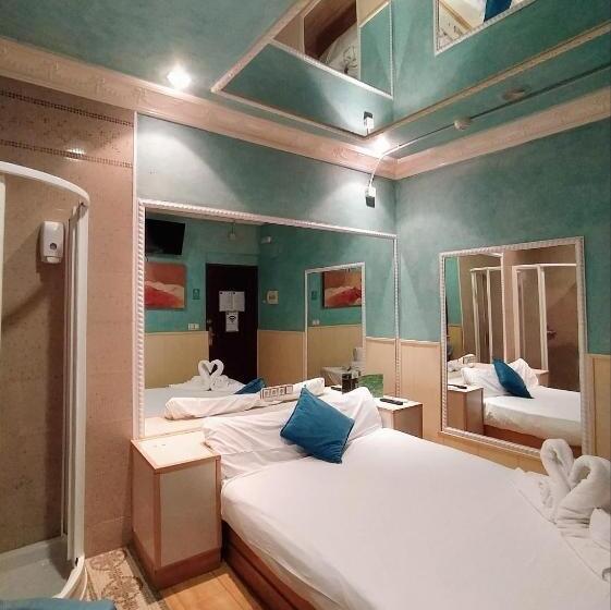 اتاق لوکس, Hostal Avenida Andalucia   Solo Adultos