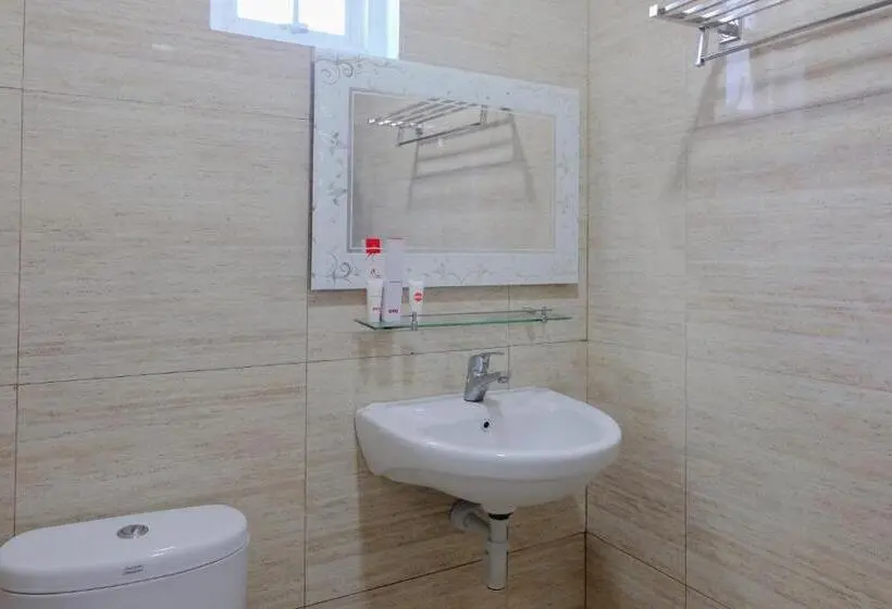 اتاق لوکس, Oyo 1579 Kate El Inn