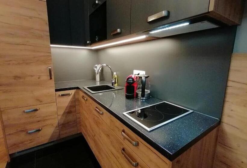 Студия Стандарт, Golden Star Premium Apartments