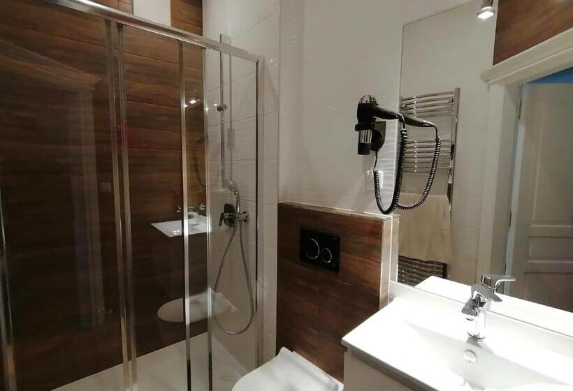 Студия Стандарт Вид на Город, Golden Star Premium Apartments