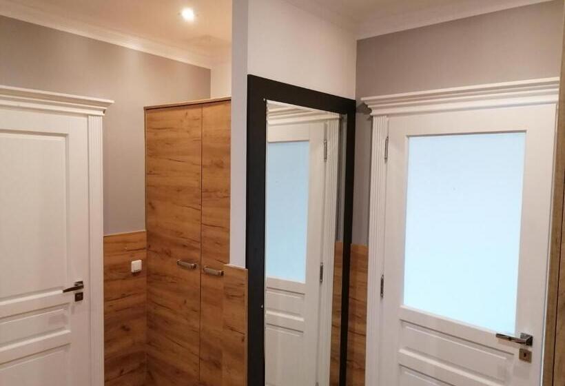 آپارتمان 1 خوابه با بالکن, Golden Star  Premium Apartments