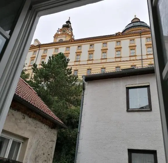 インサイドのスタンダードスタジオ, Golden Star Premium Apartments