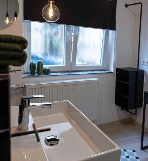 Quarto Superior Individual, Sali Homes Gaestehaus Lamm Obersulm