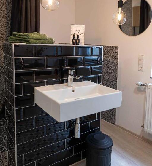 Quarto Superior Individual, Sali Homes Gaestehaus Lamm Obersulm