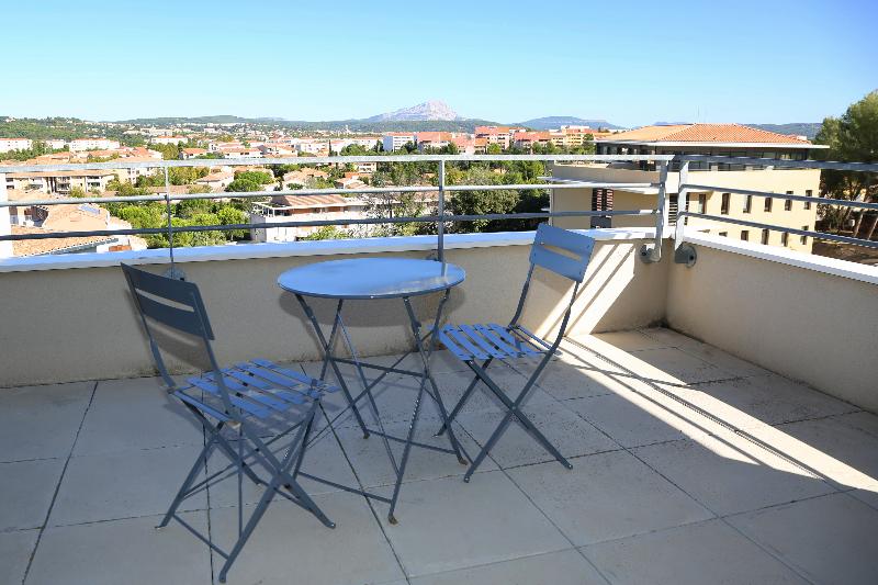 סטודיו סטנדרט עם מרפסת, Résidence Les Académies Aixoise