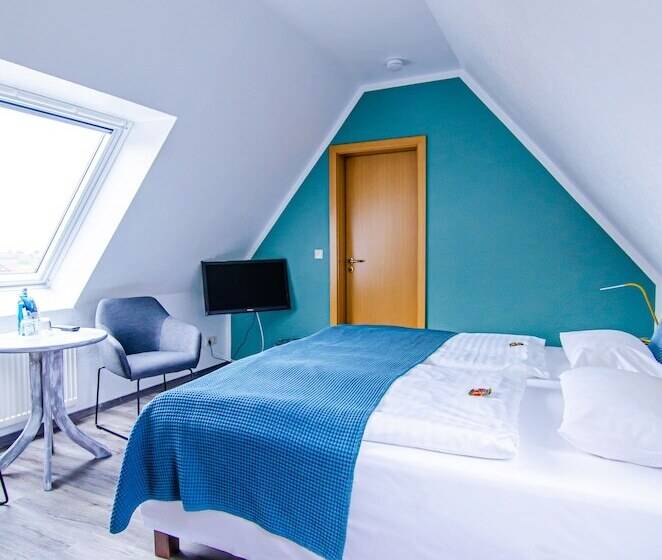 이코노미 룸, Blischke