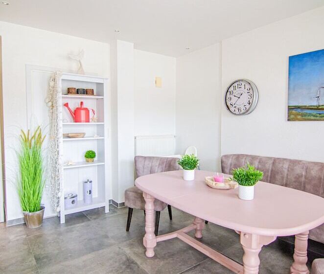 1베드룸 아파트 1층, Blischke