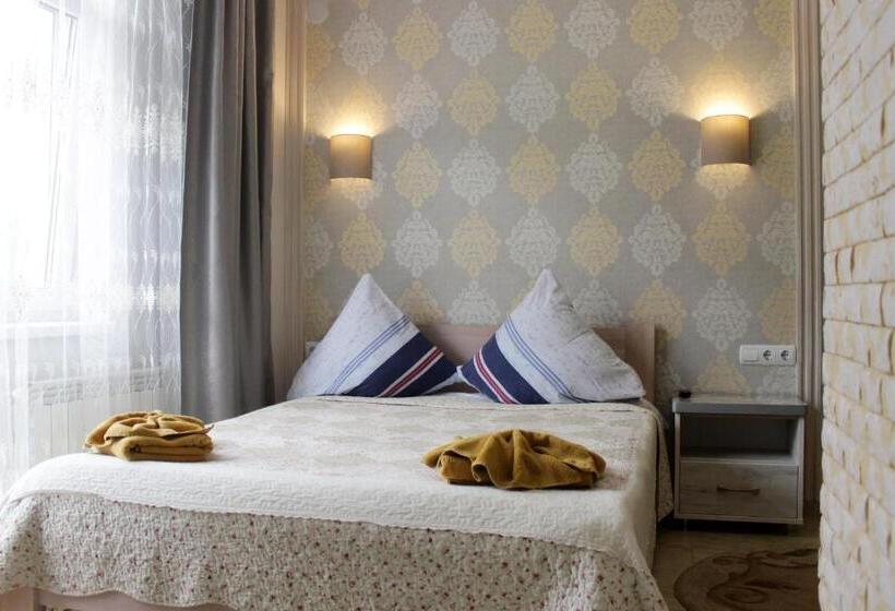 اتاق استاندارد یک نفره, Kvasova Voda