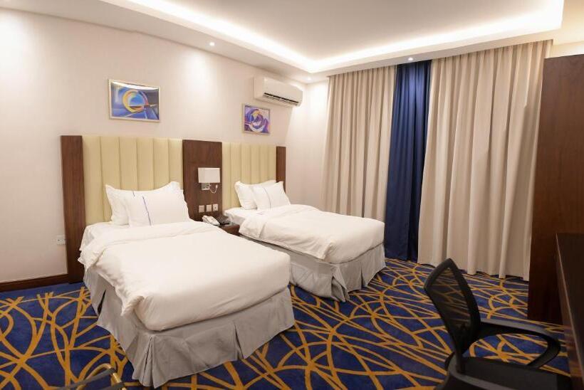 سوییت لوکس, Quba Inn
