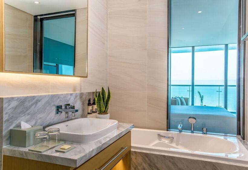 اتاق لوکس با چشم‌انداز دریا, Sel De Mer Hotel & Suites