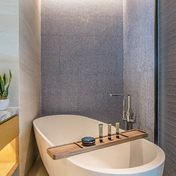 سوییت جونیور با چشم‌انداز دریا, Sel De Mer Hotel & Suites