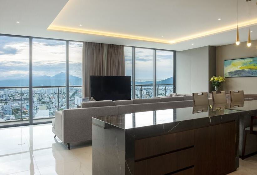 سوئیت مدیریتی 2 خوابه, Sel De Mer Hotel & Suites