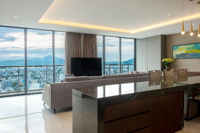 سوییت اجرایی, Sel De Mer Hotel & Suites