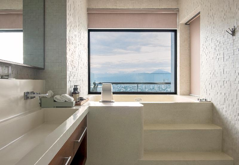 سوییت اجرایی, Sel De Mer Hotel & Suites