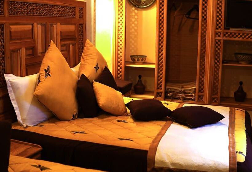 高级三人间, Dar Belmamoun