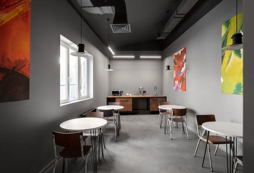 اتاق استاندارد, Campus Community A