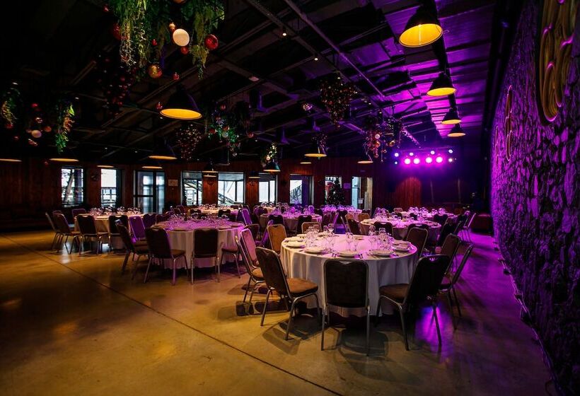 اتاق استاندارد, Campus Community A