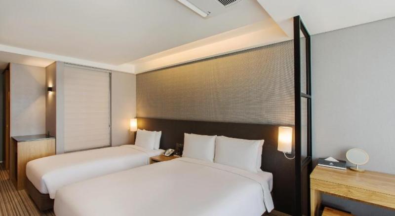 Standard-huone, Reddoorz Plus @ Starhomes Olivianville