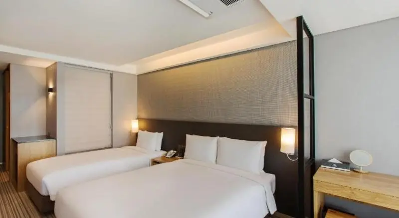 スタンダードルーム, Reddoorz Plus @ Starhomes Olivianville