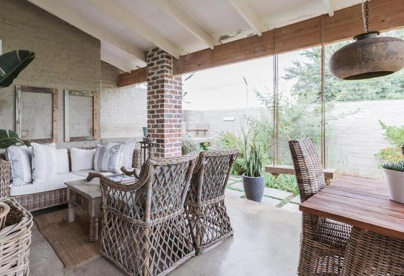 מיטת קינג בסוויטה, Veranda House Boutique Accommodation