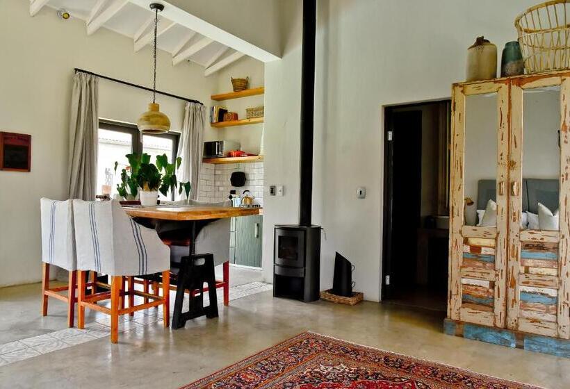 מיטת קינג בסוויטה, Veranda House Boutique Accommodation