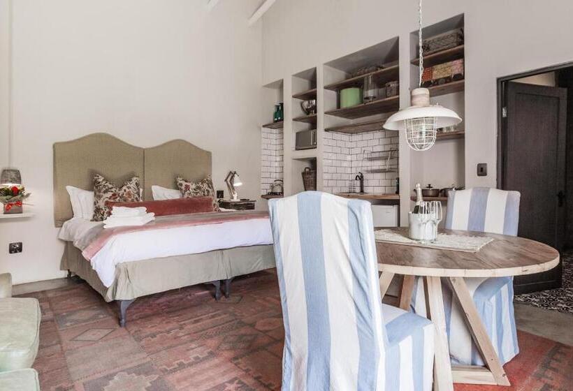 Люкс Вид на Сад, Veranda House Boutique Accommodation