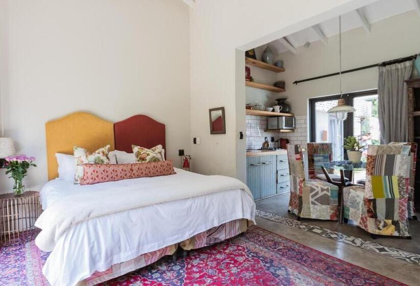 Люкс Вид на Бассейн, Veranda House Boutique Accommodation
