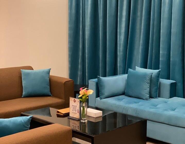 جناح جونيور, Samaa Eva Resort