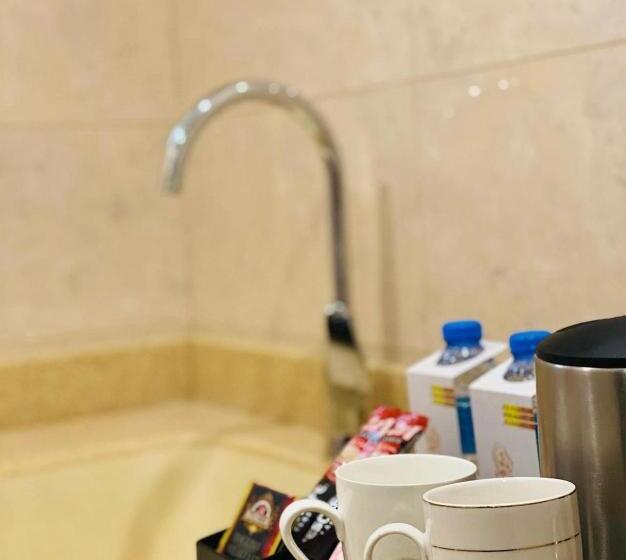 جناح جونيور, Samaa Eva Resort